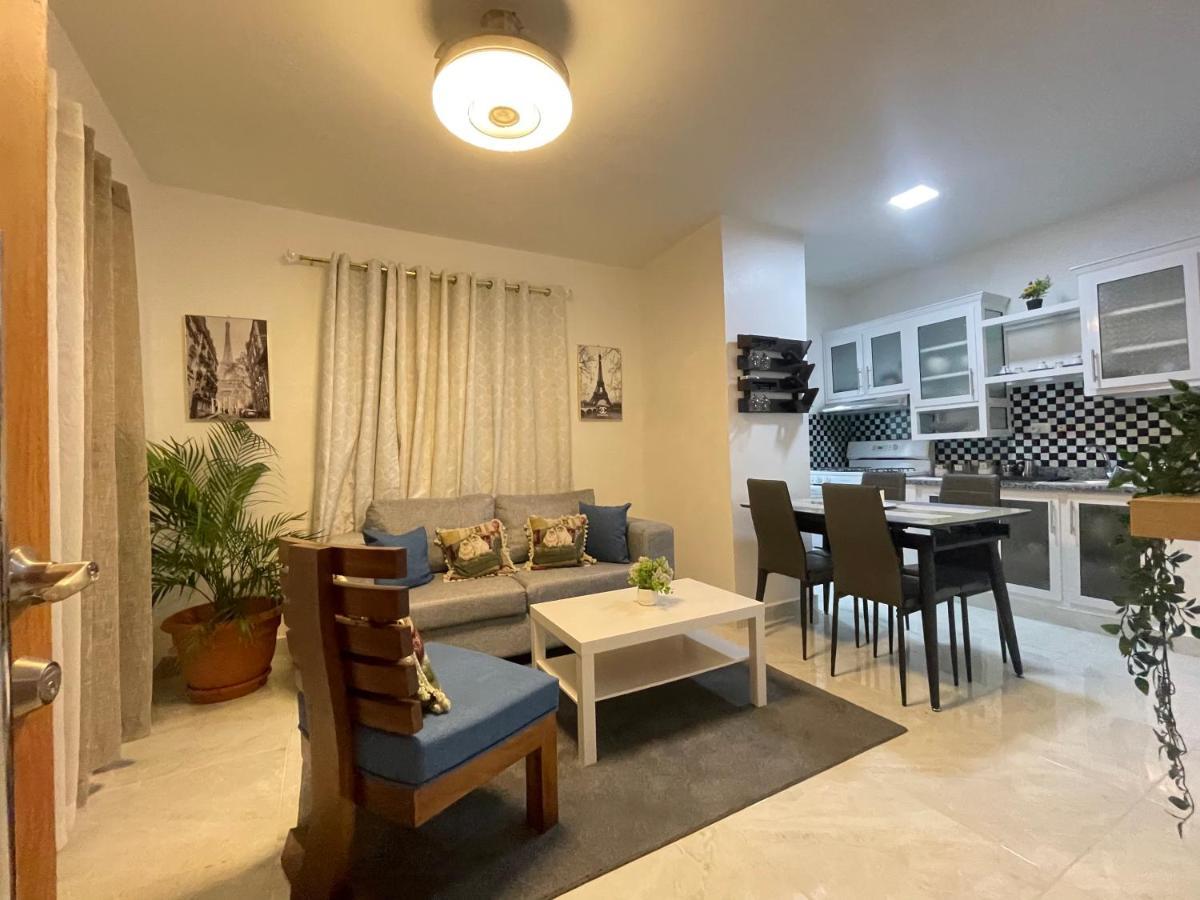 Residencial Christall Ap 2-A 산티아고 데 로스 카바예로스 외부 사진